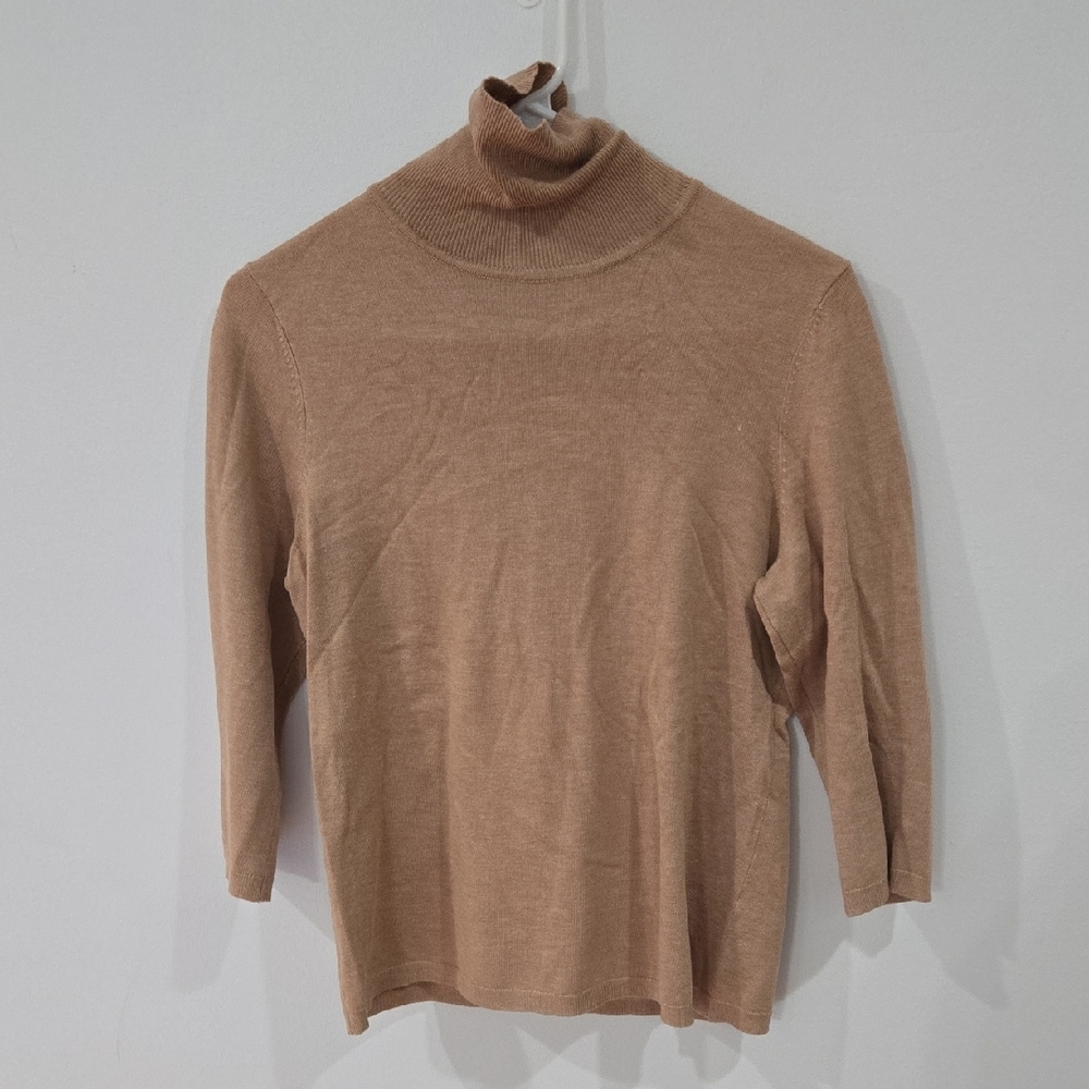 Chico's Sz 0 Womens  Light Brown Turtleneck Sweater